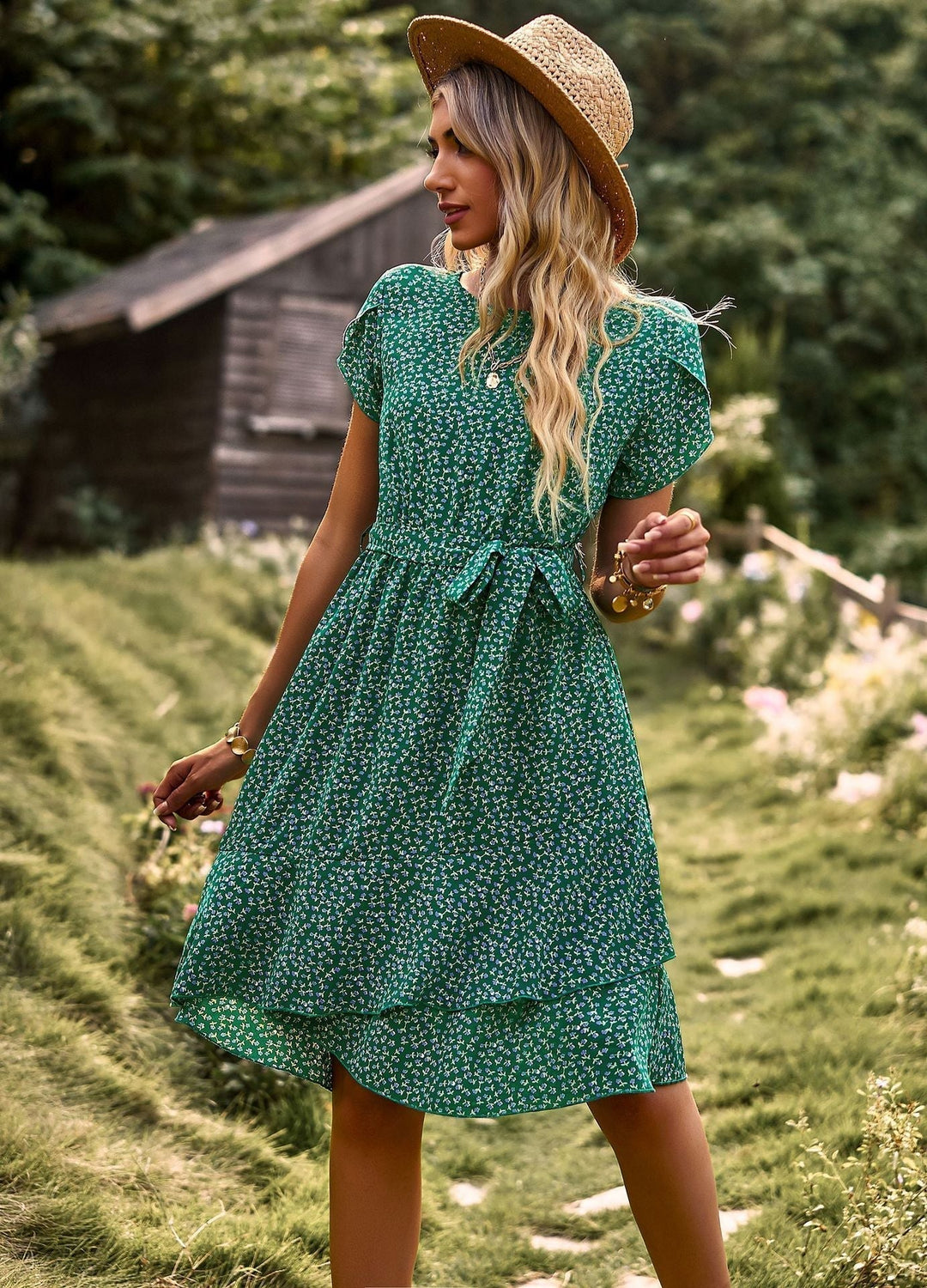 Cecilie - Chic Floral Wrap Dress