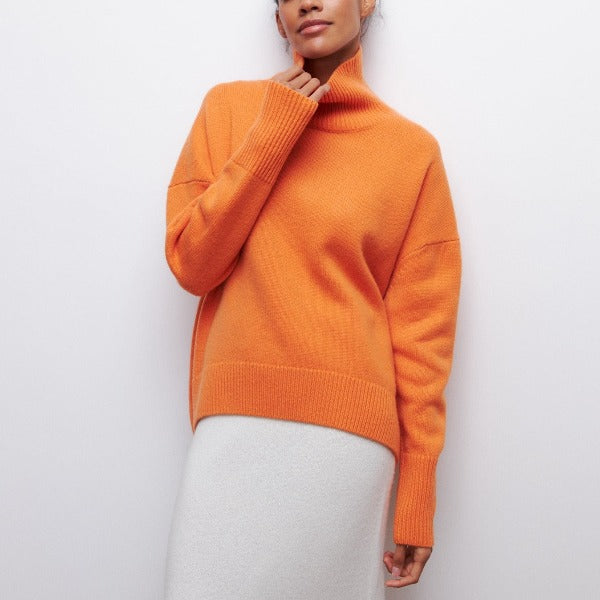 Noa | Luxe Turtleneck Sweater